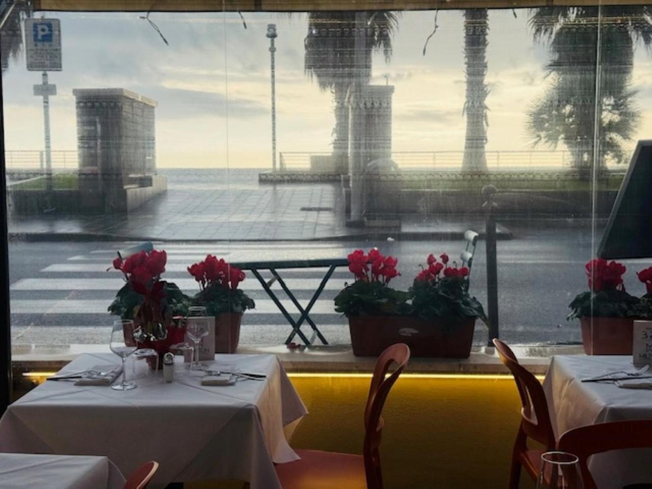 Hotel Ristorante Milton Varazze Exterior photo